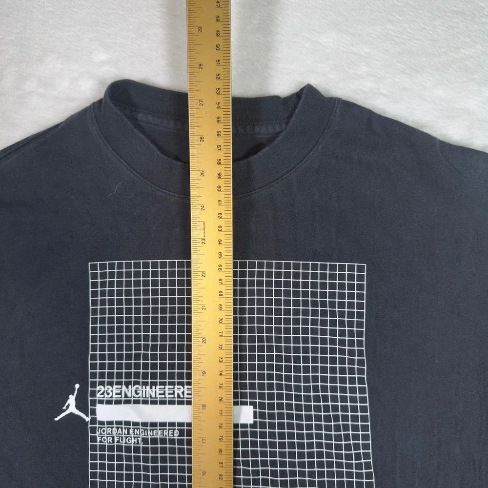 Jordan Engineered For Flight Graphic T Shirts Black Mens‎ Size Medium